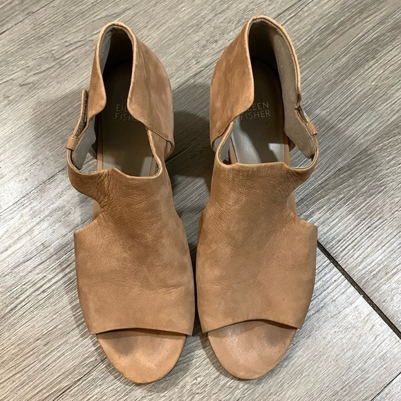 Eileen Fisher Iris Beige Suede/Leather Nubuck Sandals size 9 - Picture 1 of 10